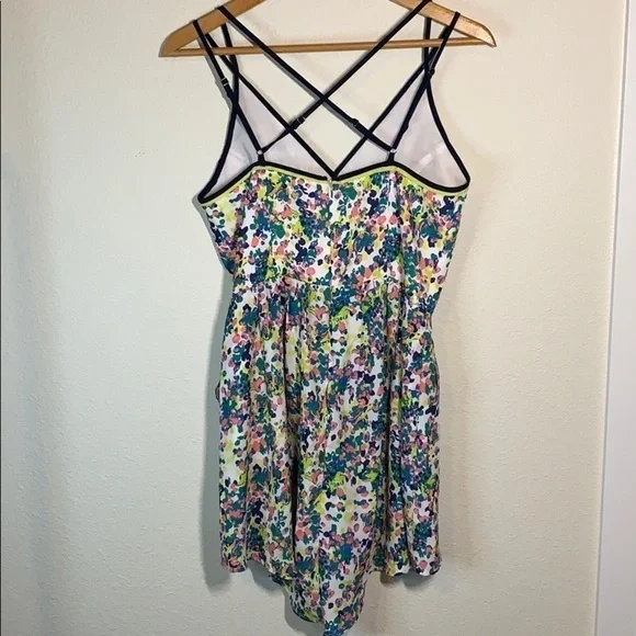 Adelyn Rae Anthropologie V-Neck Floral Romper Women’s Size Small - Picture 10 of 10